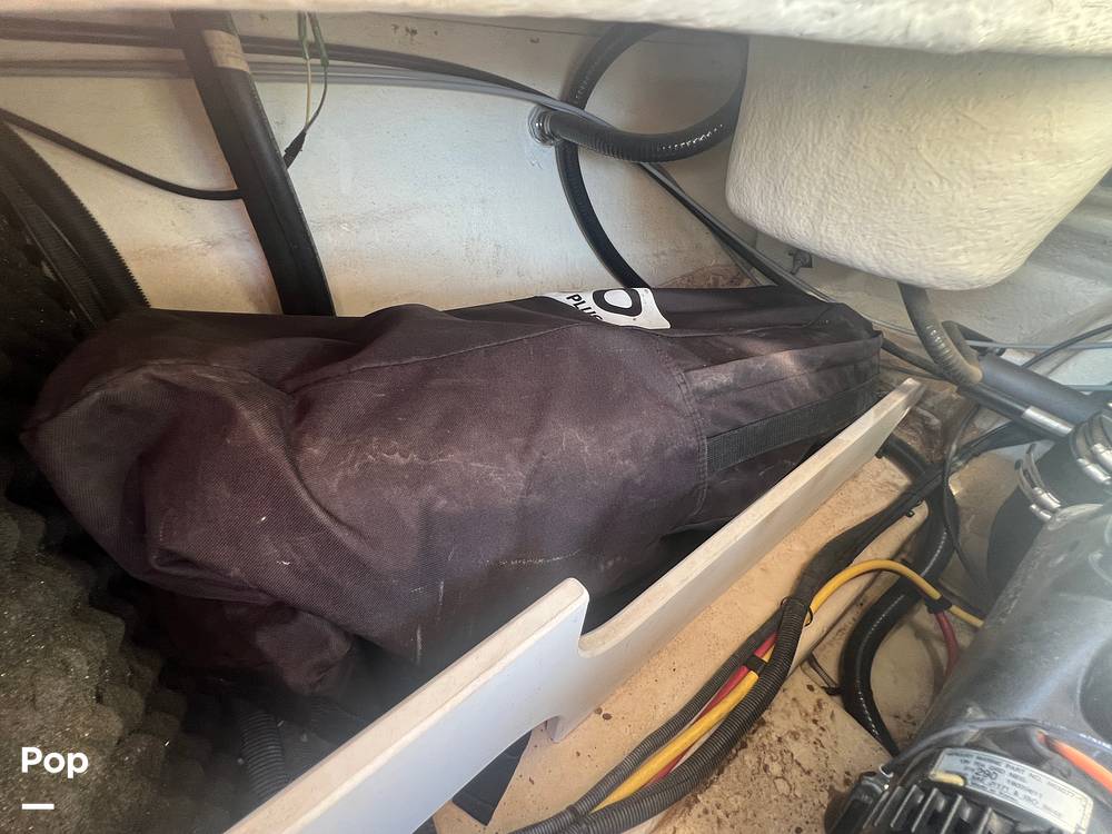 Slide: The Image of Engine Compartment - 33