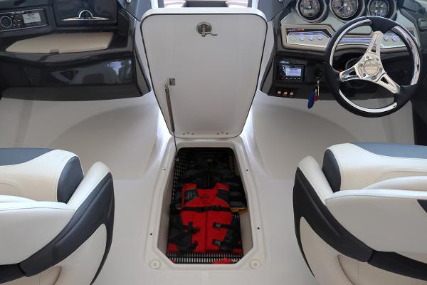 Slide: The Image of Monterey 215 Super Sport 2023 - 5