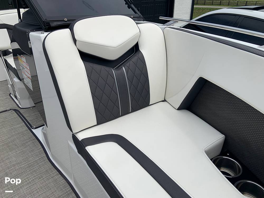 Slide: The Image of Monterey 218SS 2020 - 12664832