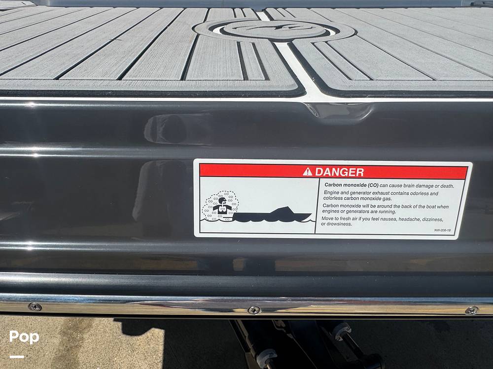 Slide: The Image of Monterey 218 SS 2020 - 15467768