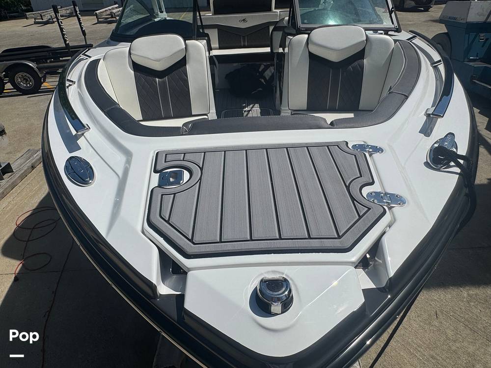 Slide: The Image of Monterey 218 SS 2020 - 15467776