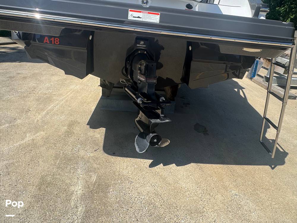 Slide: The Image of Monterey 218 SS 2020 - 15467782