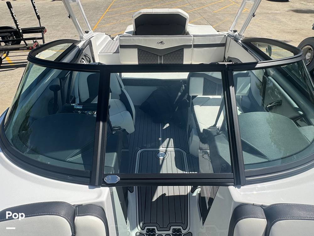 Slide: The Image of Monterey 218 SS 2020 - 15482123