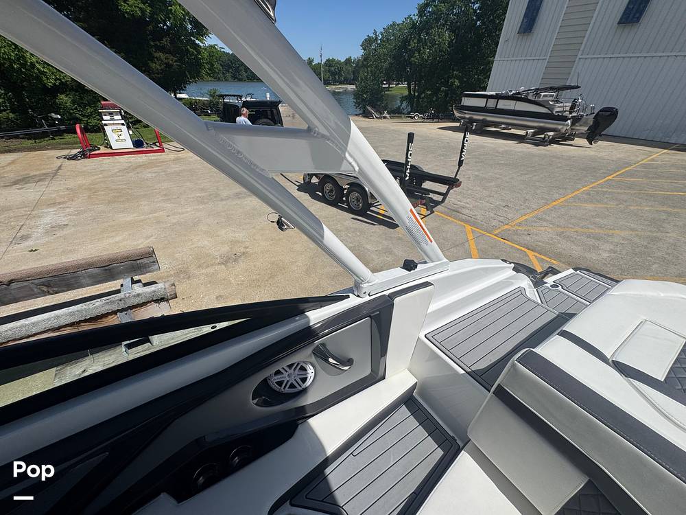 Slide: The Image of Monterey 218 SS 2020 - 15482131