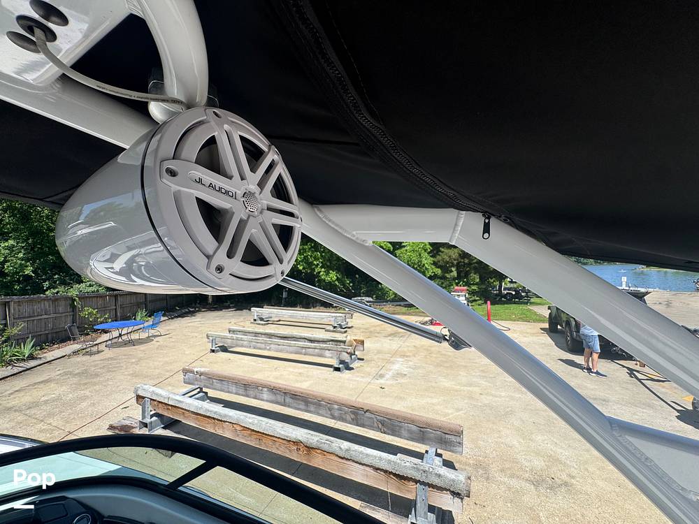 Slide: The Image of Monterey 218 SS 2020 - 15482133