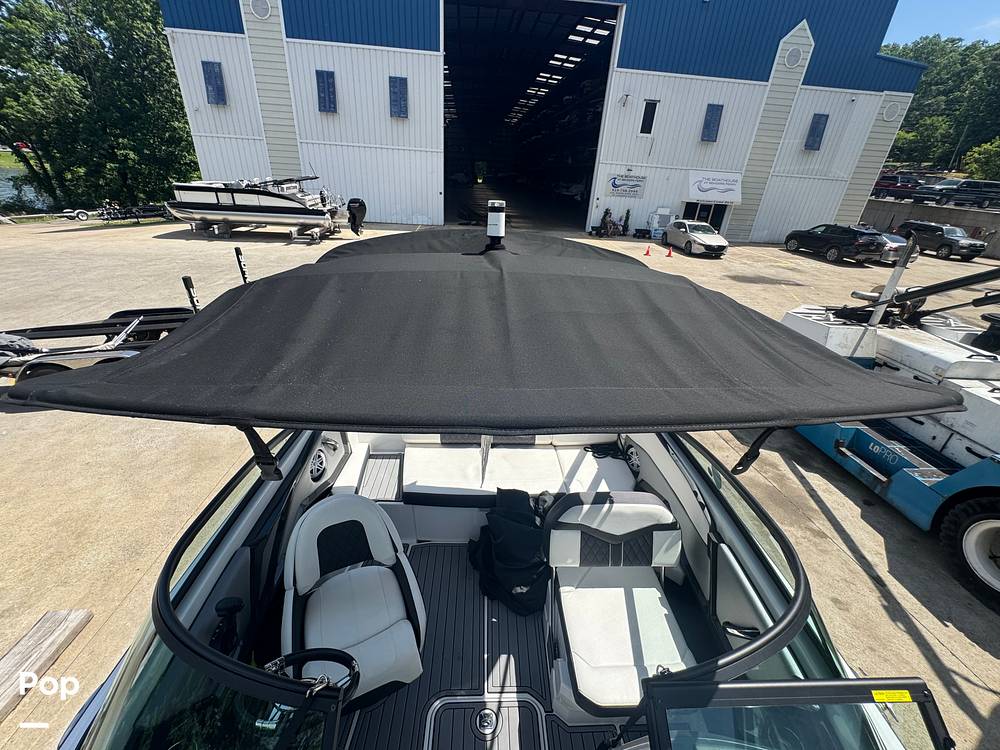 Slide: The Image of Monterey 218 SS 2020 - 15482134