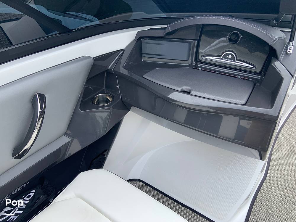 Slide: The Image of Monterey 218SS 2020 - 12664141