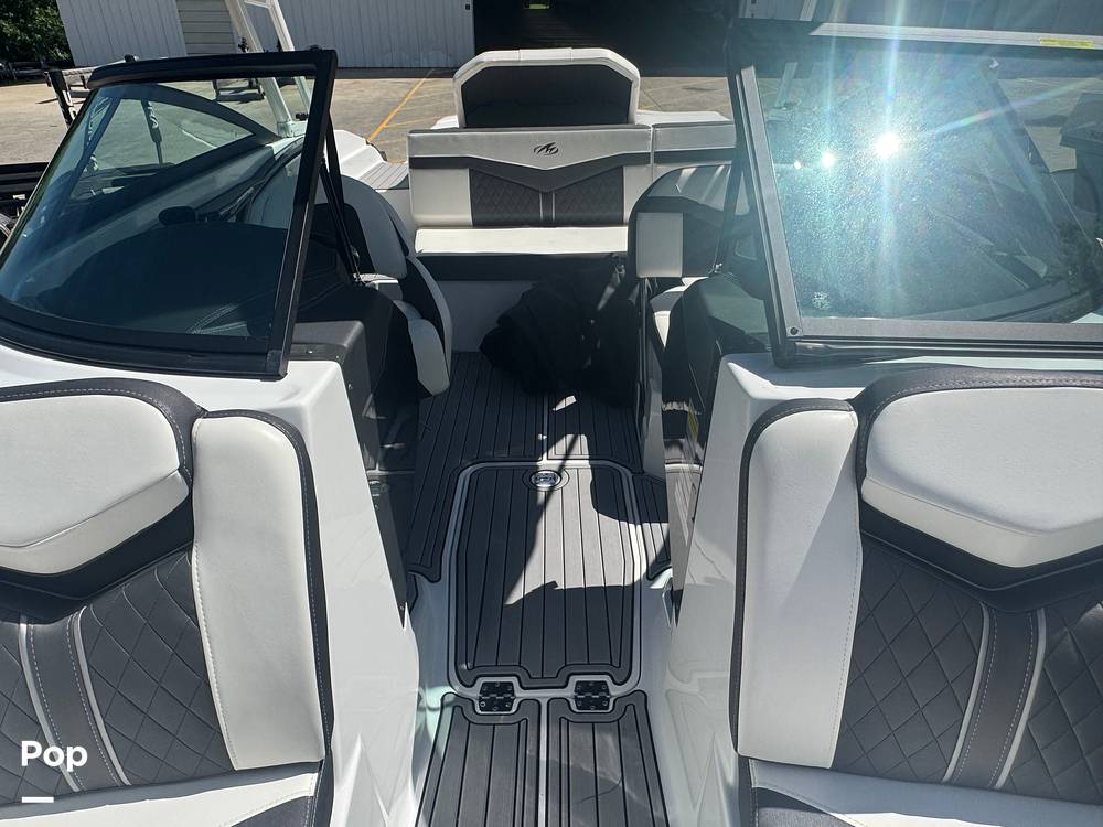 Slide: The Image of Monterey 218 SS 2020 - 15482118