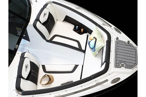 Slide: The Image of Monterey 218 Super Sport 2022 - 4