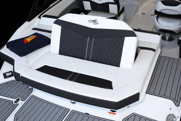 Slide: The Image of Monterey 218 Super Sport 2023 - 4