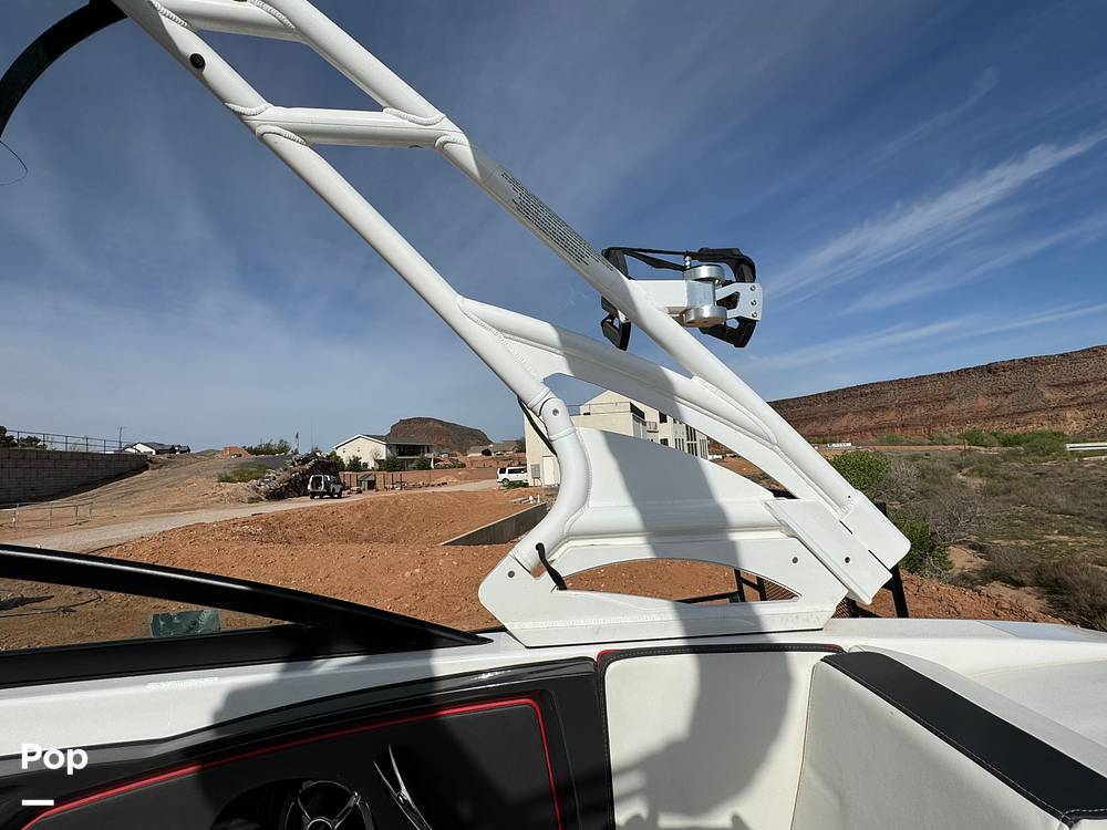 Slide: The Image of Monterey 238 SS Surf 2018 - 13993615
