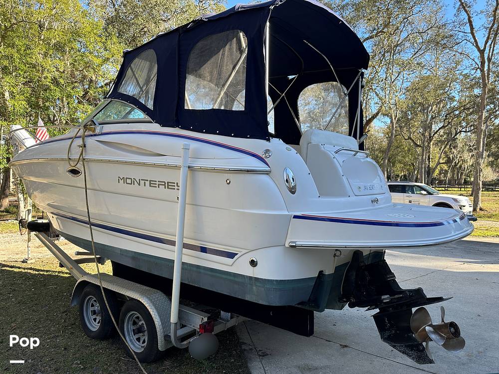Slide: The Image of 2003 Monterey 245 Cruiser - 13714048