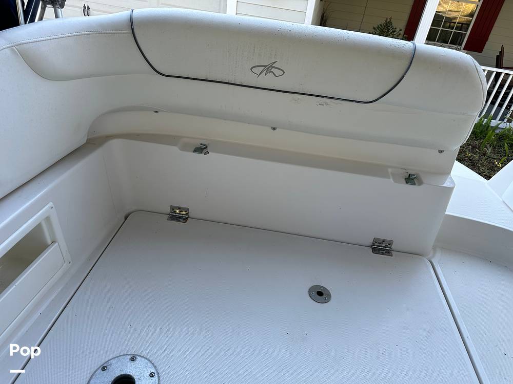 Slide: The Image of Transom Seat Back Damage - 13714192