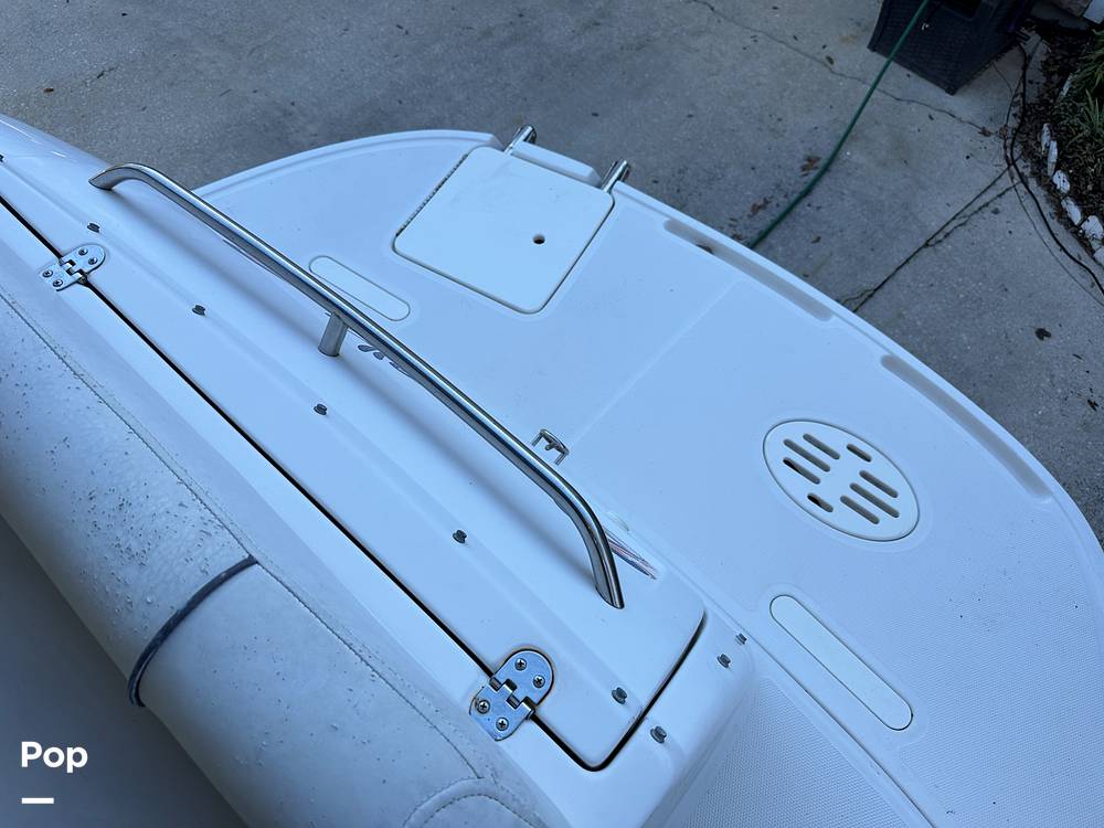 Slide: The Image of Monterey 245 Cruiser 2003 - 13714079