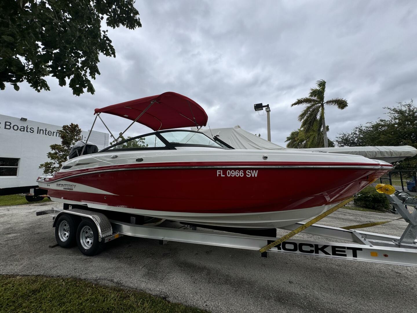 Slide: The Image of Monterey 25 2020 - 4747718