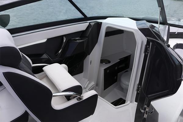 Slide: The Image of Monterey 255 Super Sport 2022 - 7
