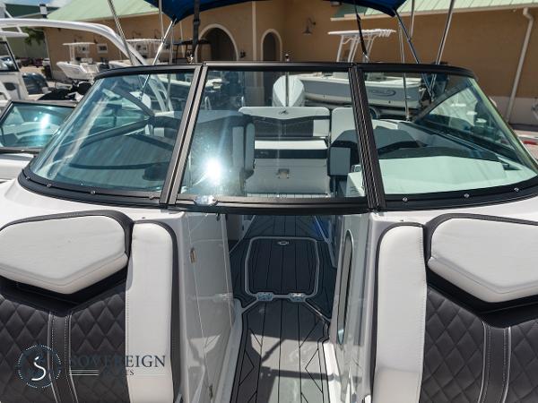 Slide: The Image of Monterey 255 Super Sport 2023 - 10