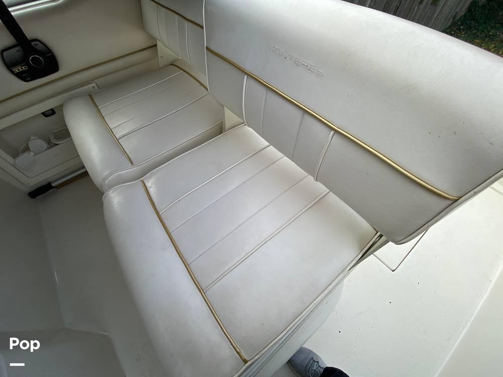 Slide: The Image of 1998 Monterey 256 Cruiser for sale in Keyport, NJ - 23