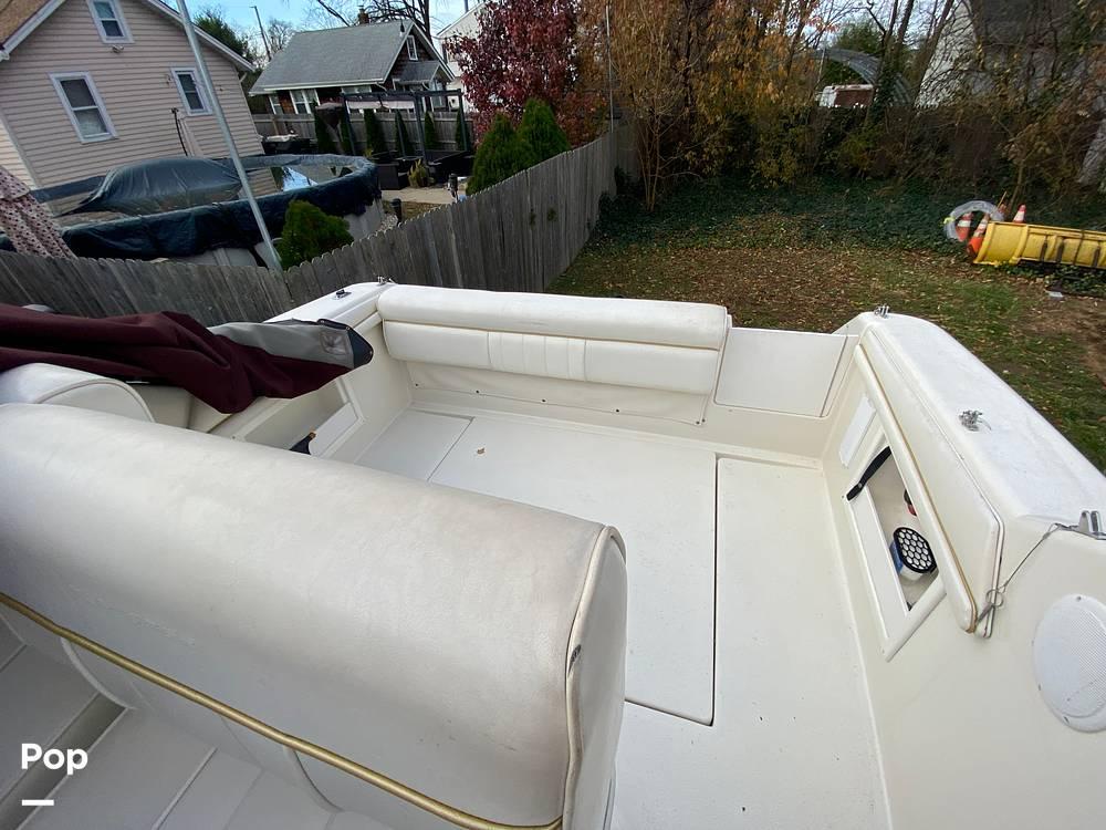 Slide: The Image of 1998 Monterey 256 Cruiser for sale in Keyport, NJ - 24