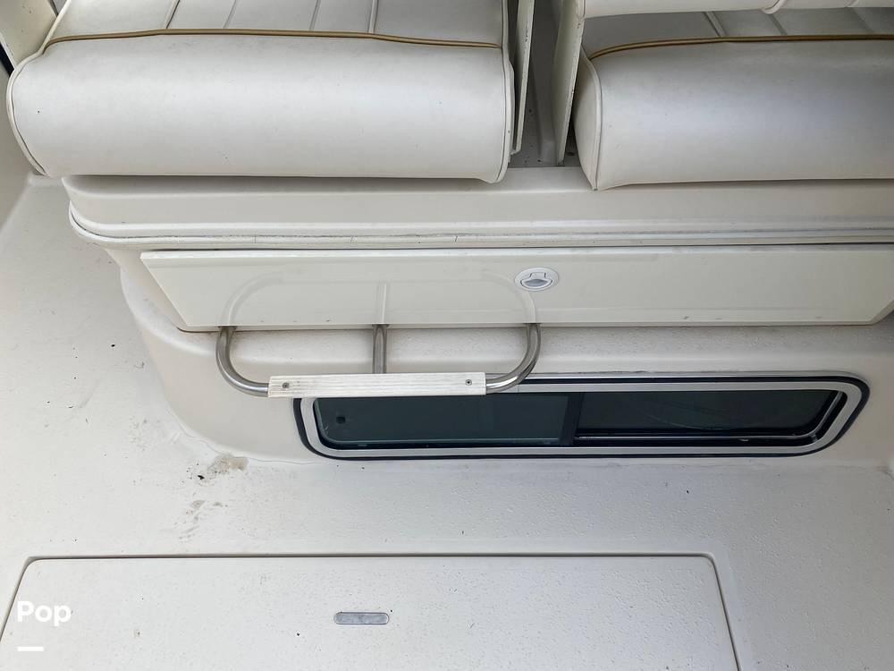 Slide: The Image of 1998 Monterey 256 Cruiser for sale in Keyport, NJ - 31