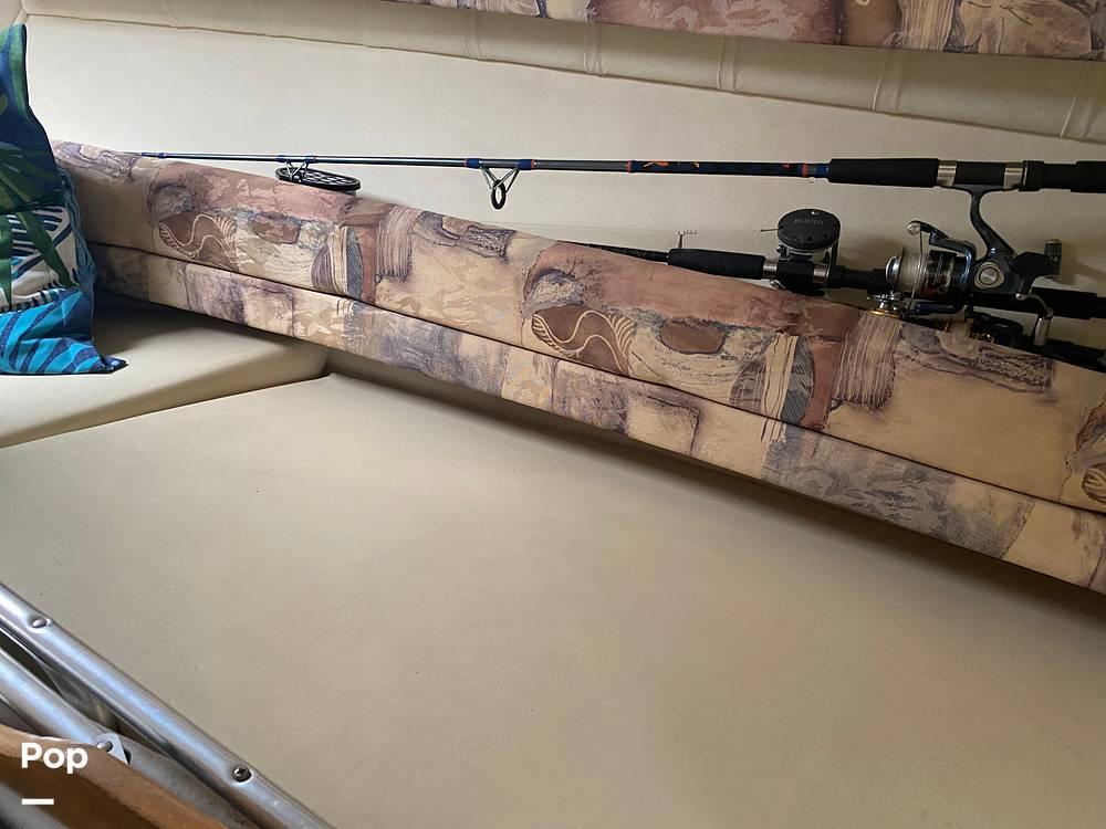 Slide: The Image of 1998 Monterey 256 Cruiser for sale in Keyport, NJ - 45