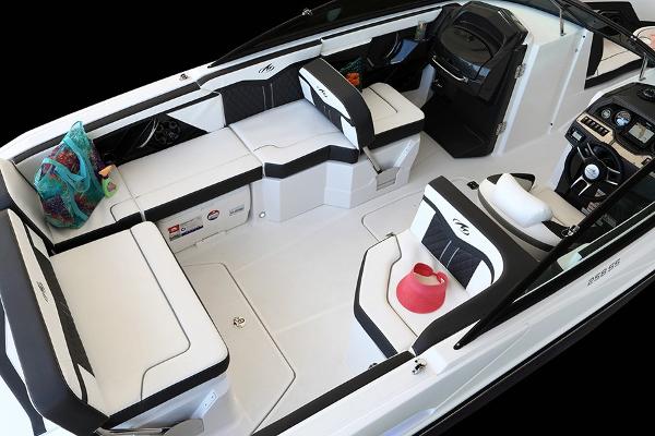 Slide: The Image of Monterey 258 Super Sport 2023 - 4