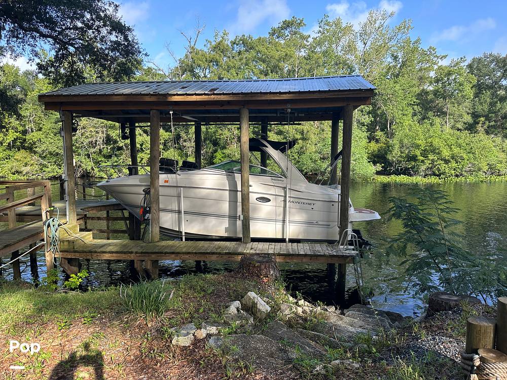 Slide: The Image of 2005 Monterey Cruiser 270 - 15695656