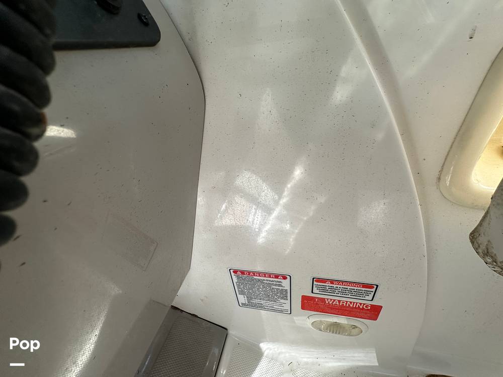 Slide: The Image of Monterey 270 Cruiser 2005 - 15695720