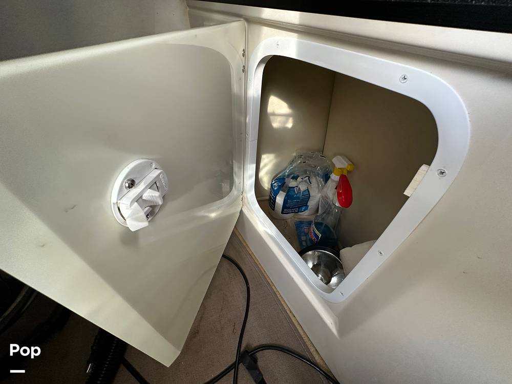 Slide: The Image of Monterey 270 Cruiser 2005 - 15695728