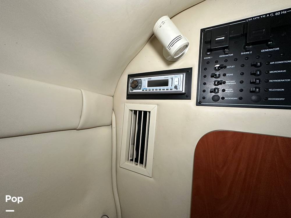 Slide: The Image of Monterey 270 Cruiser 2005 - 15695744