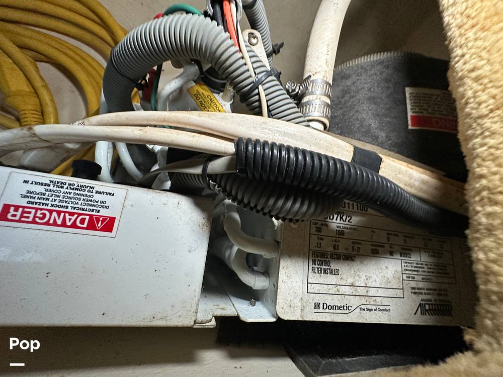 Slide: The Image of Monterey 270 Cruiser 2005 - 15695746