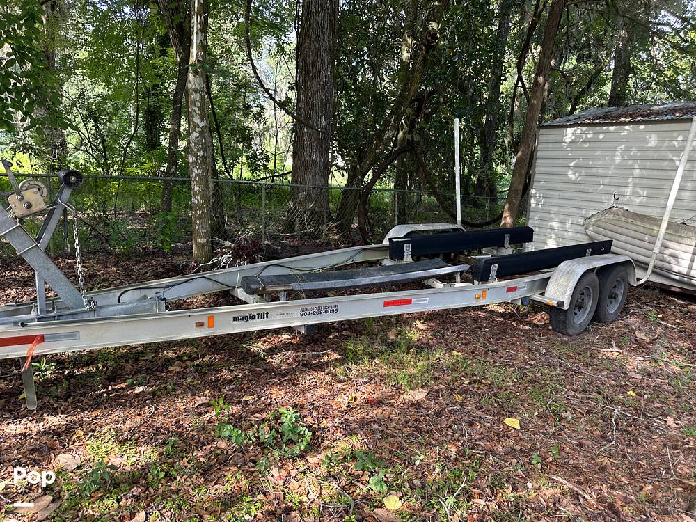 Slide: The Image of Monterey 270 Cruiser 2005 - 15695773