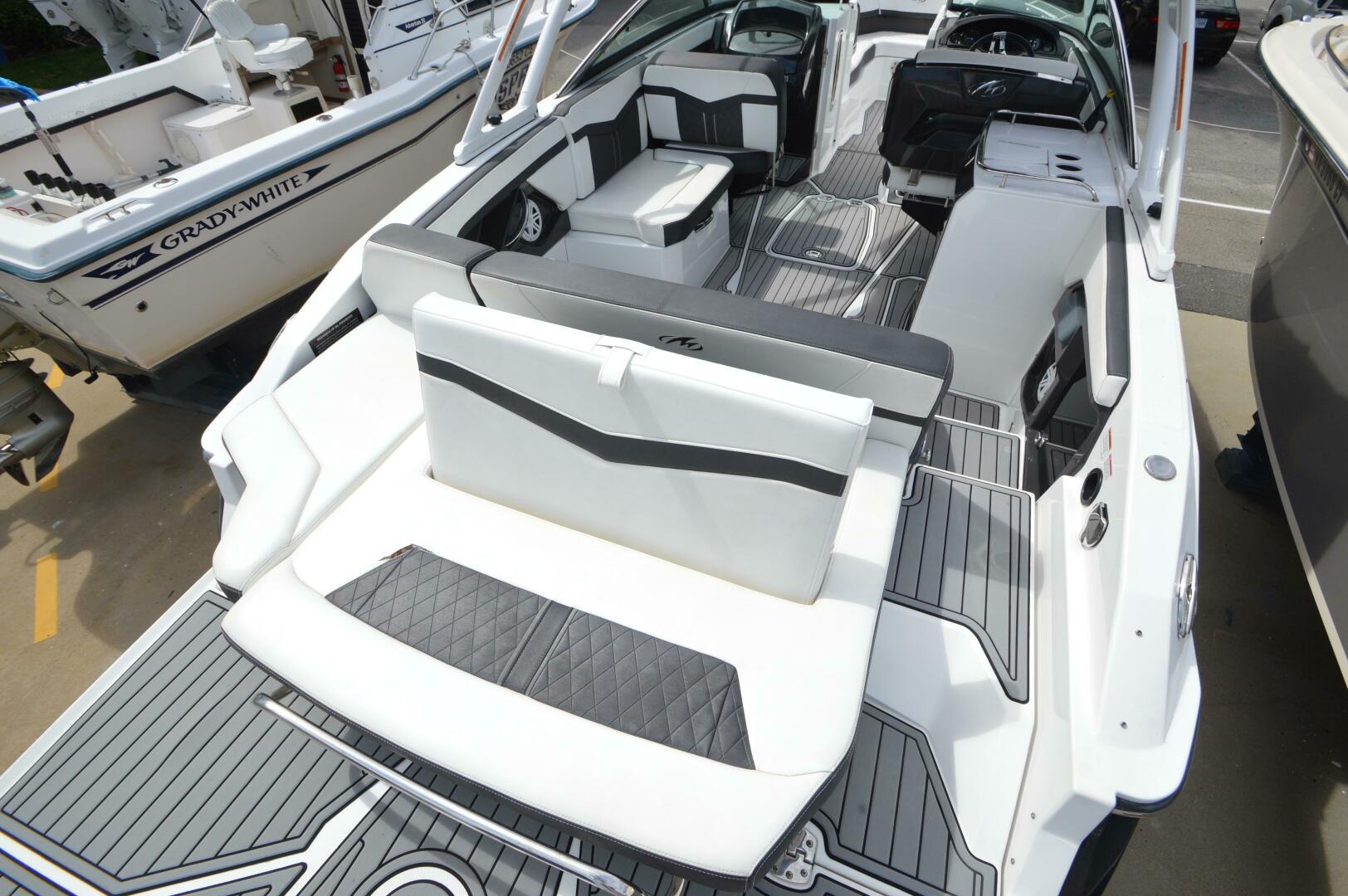 Slide: The Image of Monterey 275SS 2020 - 4767674
