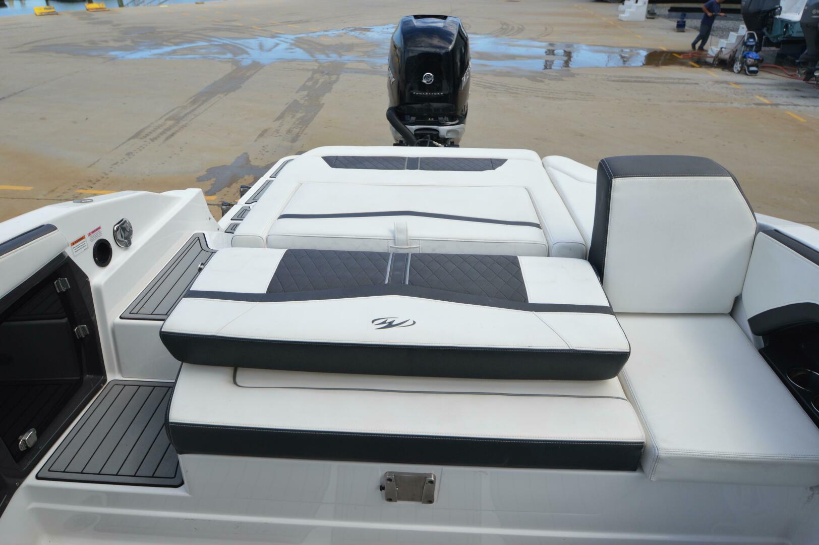 Slide: The Image of Monterey 275SS 2020 - 4767675