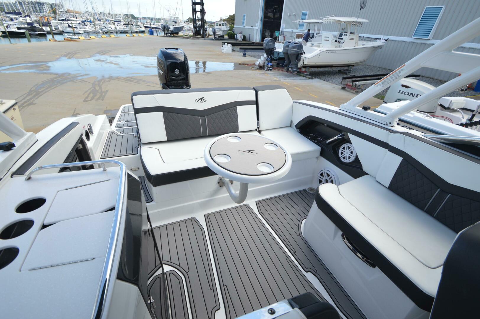 Slide: The Image of Monterey 275SS 2020 - 4767688