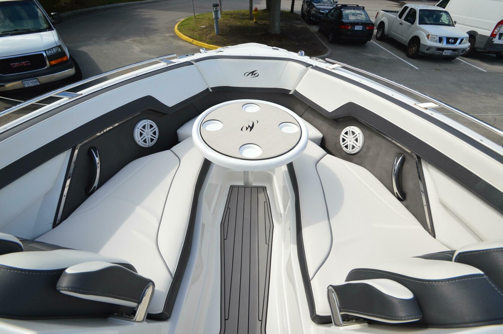 Slide: The Image of Monterey 275SS 2020 - 4767689