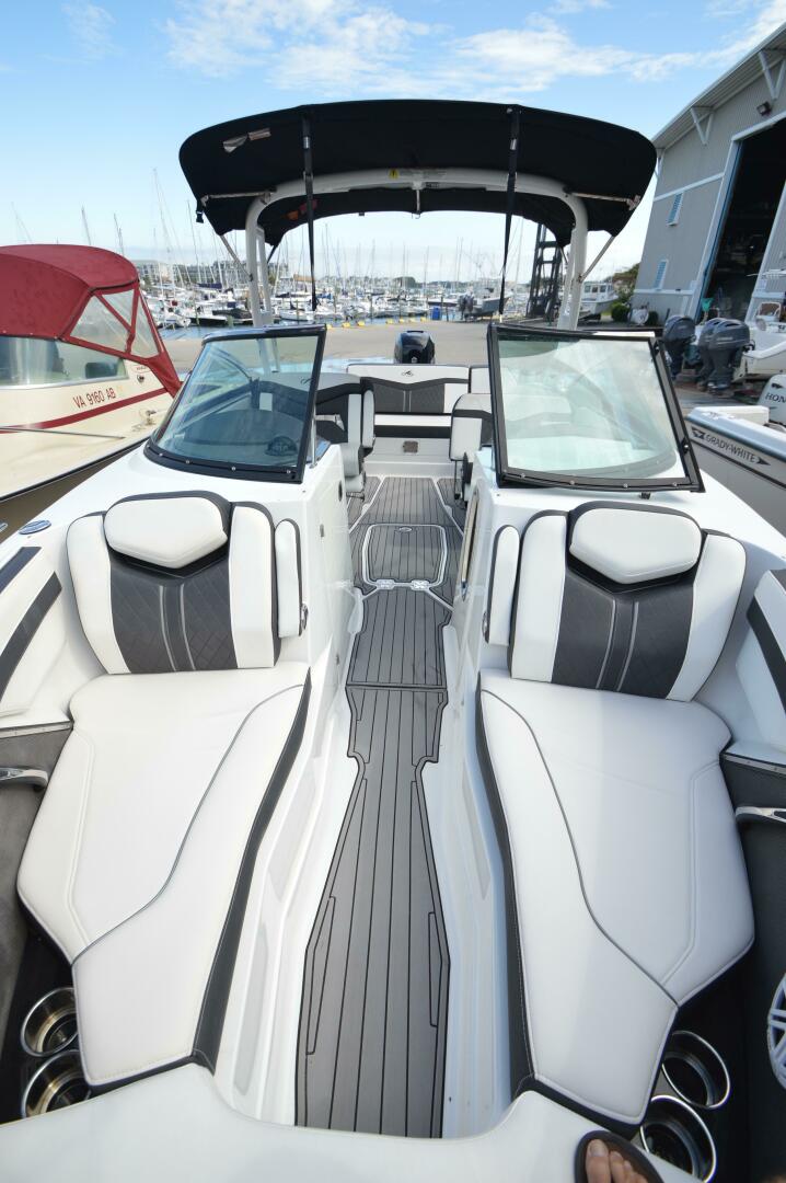Slide: The Image of Monterey 275SS 2020 - 4767692