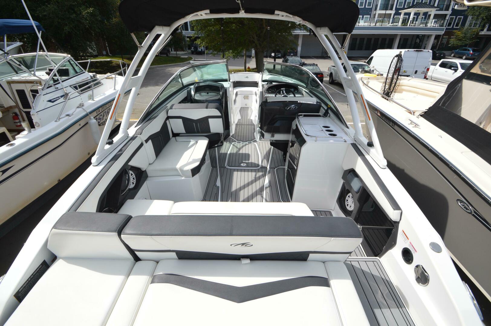 Slide: The Image of Monterey 275SS 2020 - 4767670