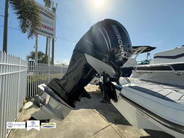 Slide: The Image of Monterey 275SS 2023 - 5