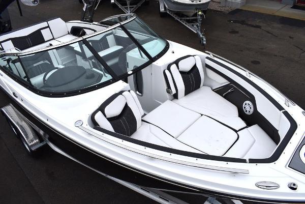 Slide: The Image of 2024 Monterey 275SS boat with sleek design and spacious seating. - 14