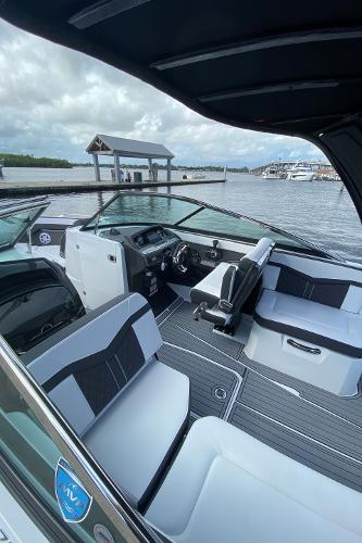 Slide: The Image of Monterey 275 Super Sport 2021 - 10