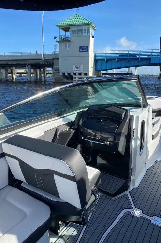 Slide: The Image of Monterey 275 Super Sport 2021 - 5