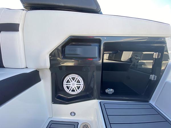 Slide: The Image of Monterey 275 Super Sport 2021 - 7