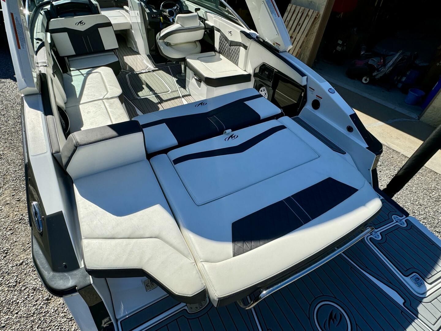 Slide: The Image of Monterey 278 SS 2019 - 4865849