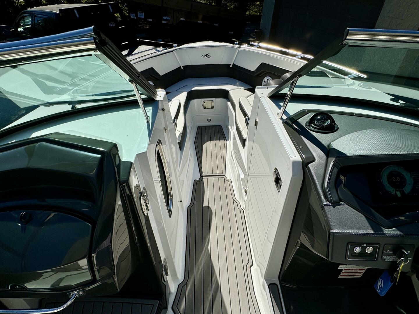 Slide: The Image of Monterey 278 SS 2019 - 4865795