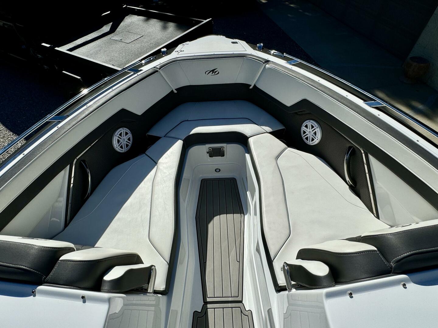 Slide: The Image of Monterey 278 SS 2019 - 4865800