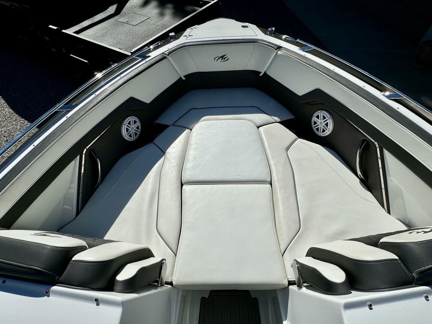 Slide: The Image of Monterey 278 SS 2019 - 4865804