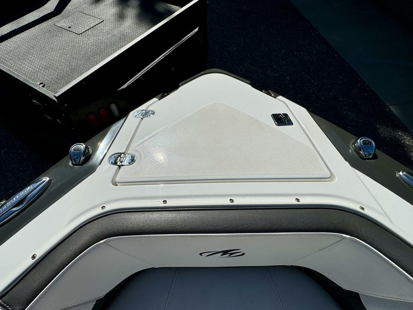 Slide: The Image of Monterey 278 SS 2019 - 4865806
