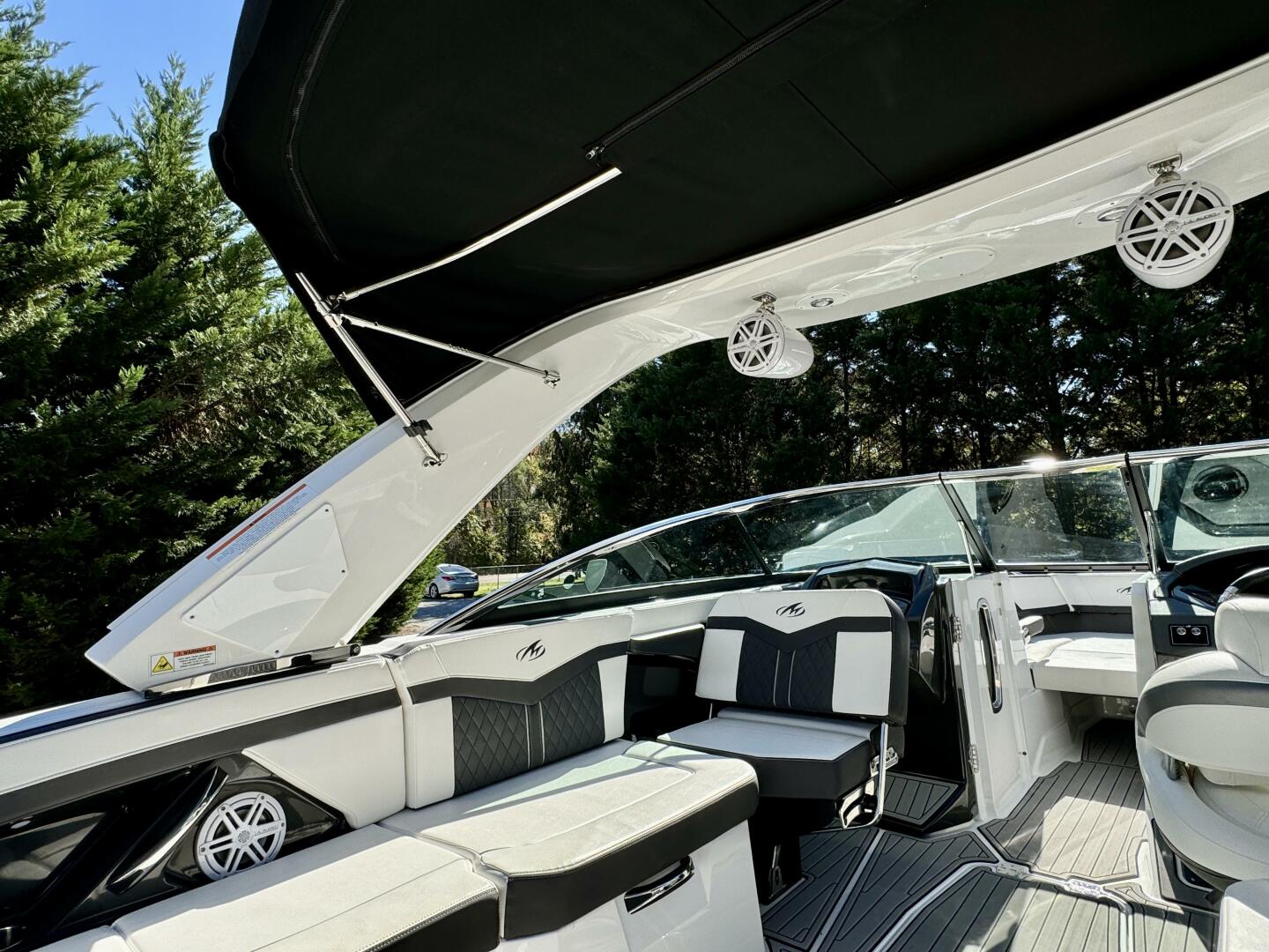 Slide: The Image of Monterey 278 SS 2019 - 4865825