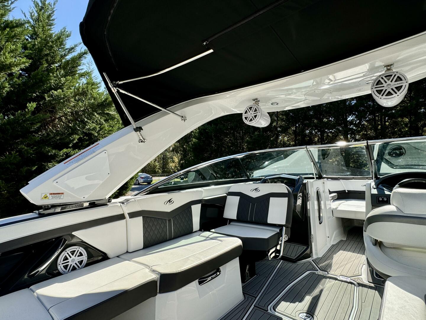 Slide: The Image of Monterey 278 SS 2019 - 4865826
